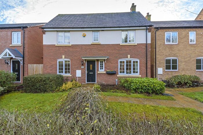 3 Bedroom Detached House To Rent In Great Meadow Terrace, Woodside, Telford, Shropshire, TF7