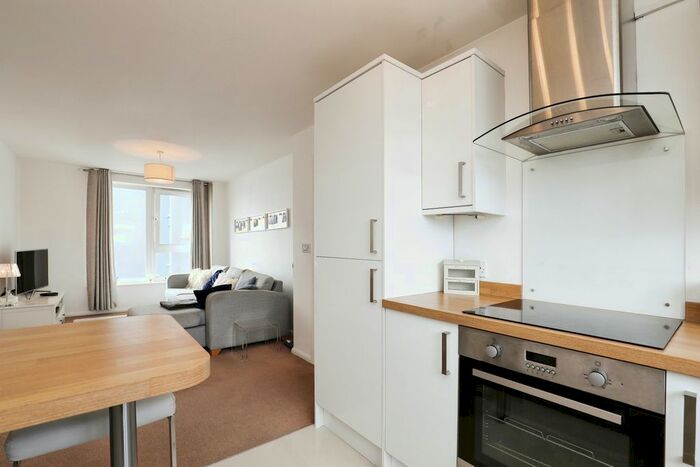 2 Bedroom Flat To Rent In Jim Driscoll Way, Cardiff, CF11