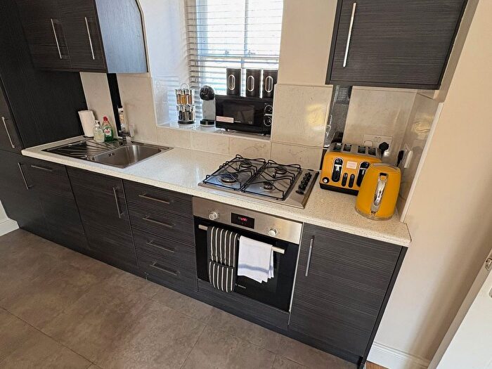 2 Bedroom Flat To Rent In Wilcox Road, Nine Elms Battersea, SW8