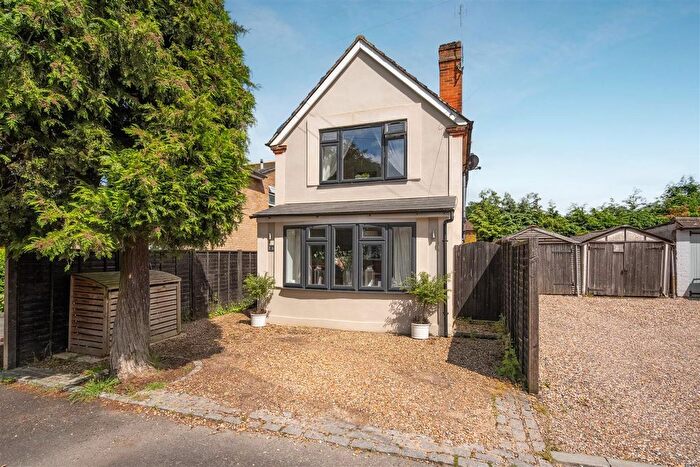 3 Bedroom Detached House For Sale In Upper Nursery, Sunningdale, SL5