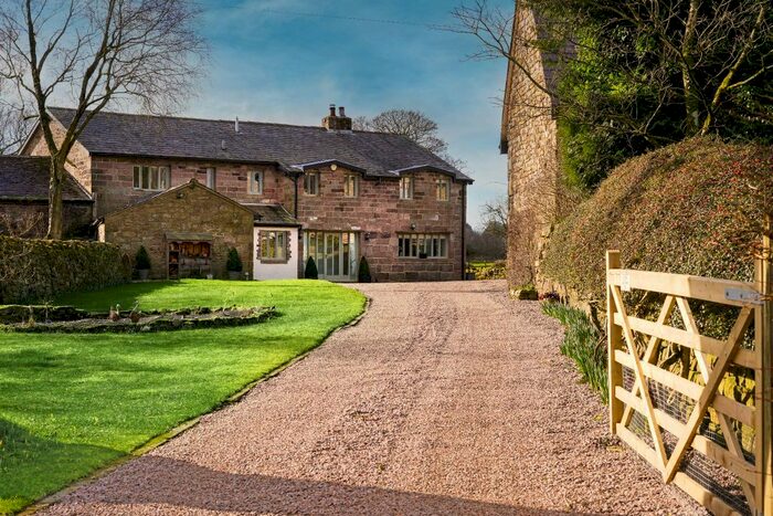 5 Bedroom Barn Conversion For Sale In Bolton Road, Withnell, Chorley, PR6