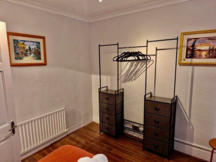3 Bedroom End Of Terrace House For Sale In Lynn Street, Chester Le Street, DH3