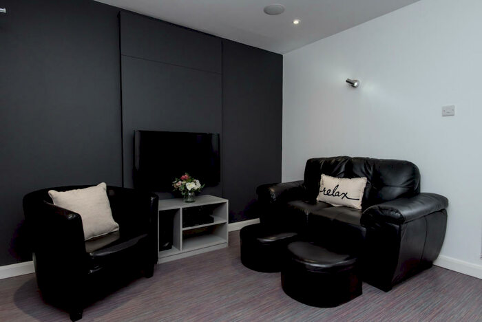 4 Bedroom House To Rent In Stubbs Gate, ST5