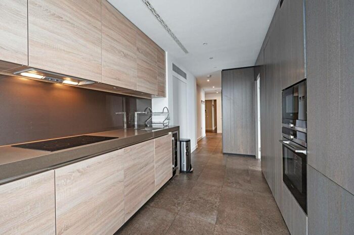 2 Bedroom Flat To Rent In City Road, Old Street, London, EC1V
