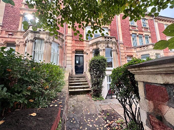 2 Bedroom Apartment To Rent In Hanbury Road, Bristol, BS8