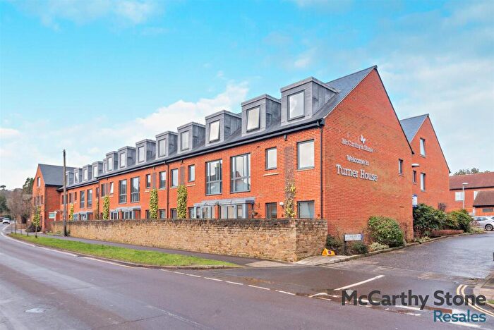 2 Bedroom Apartment For Sale In Turner House St. Margarets Way, Midhurst, GU29