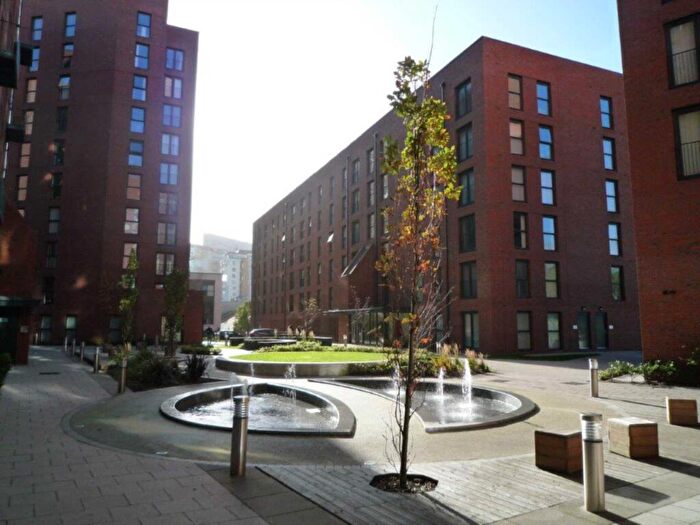 2 Bedroom Apartment To Rent In Alto, Sillavan Way, Salford, M3