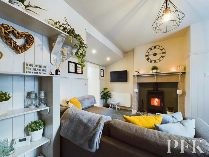 2 Bedroom Cottage For Sale In Myers Street, Keswick, CA12