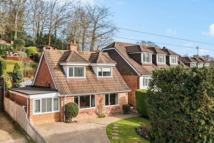 4 Bedroom Detached House For Sale In Marlow Bottom, Marlow, Buckinghamshire, SL7