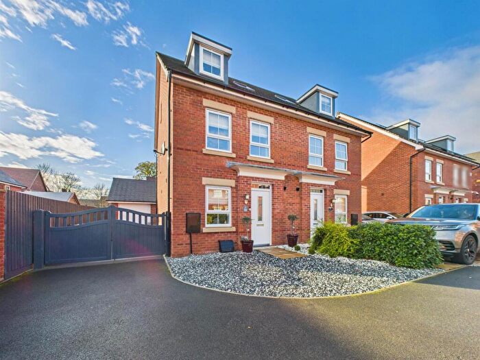 4 Bedroom Semi Detached House For Sale In Gilling Close, Littleover, Derby, DE23