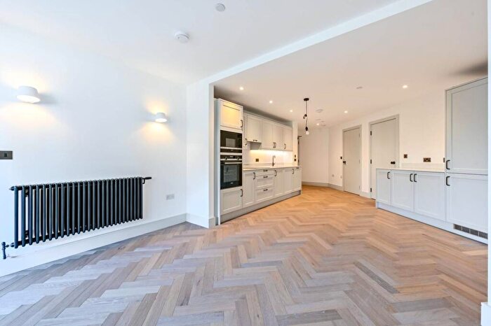 2 Bedroom Flat For Sale In Clifton Mansions, Willesden Green, NW2