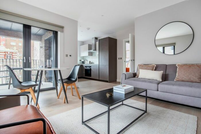 1 Bedroom Flat To Rent In South Bank, SE1