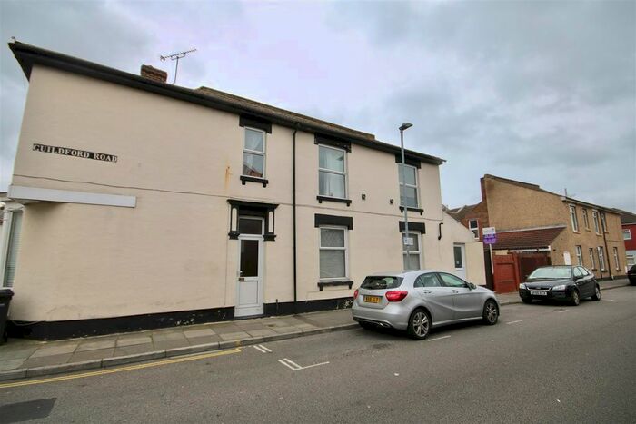 2 Bedroom Flat To Rent In Clive Road, Portsmouth, PO1