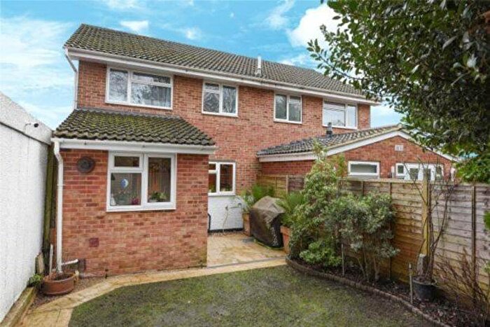 3 Bedroom Semi-Detached House To Rent In Church Road, GU47