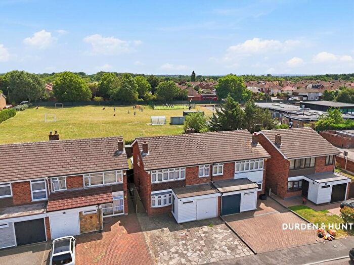 4 Bedroom Semi Detached House For Sale In Heron Flight Avenue, Hornchurch, RM12
