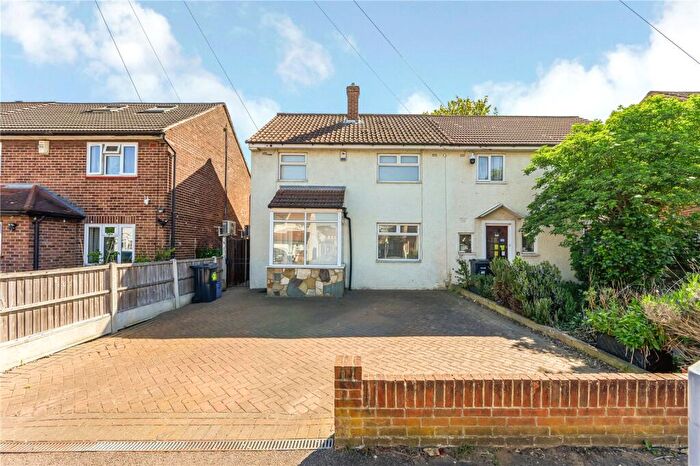 3 Bedroom Semi-Detached House For Sale In Brian Road, Chadwell Heath, RM6