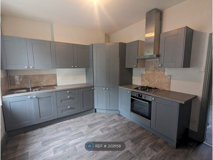 2 Bedroom Terraced House To Rent In Healey Wood Road, Burnley, BB11