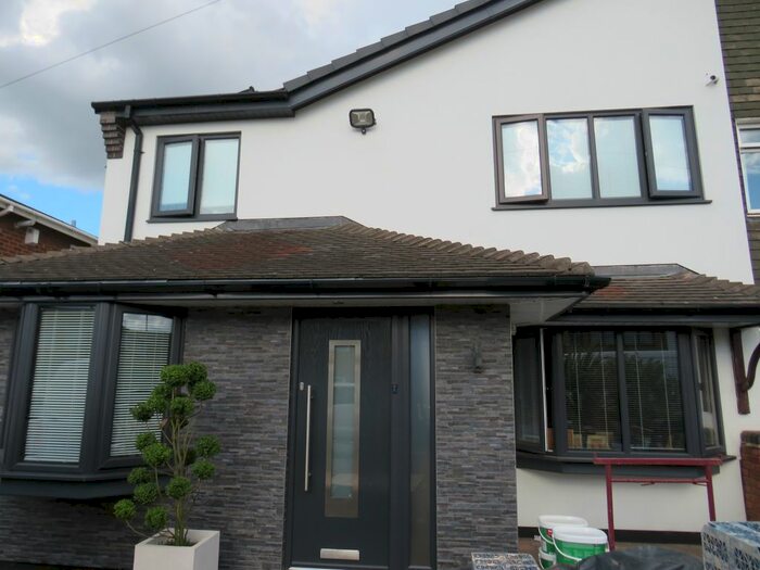 3 Bedroom Semi-Detached House To Rent In Beaumont Road, Great Wyrley, Walsall, WS6