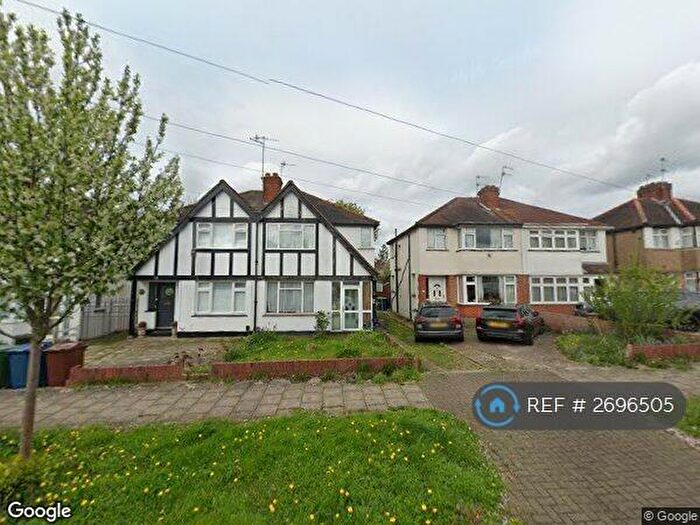 3 Bedroom Semi Detached House To Rent In Tintern Way, Harrow, HA2