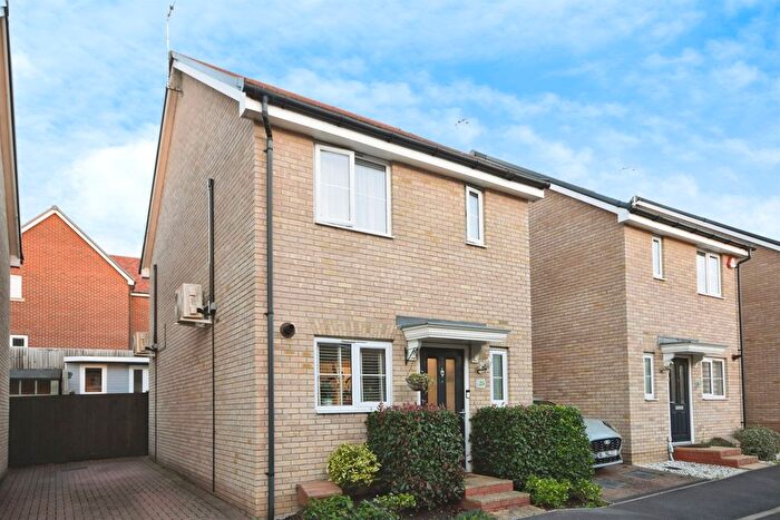 2 Bedroom Detached House For Sale In Bamboo Crescent, Braintree, CM7