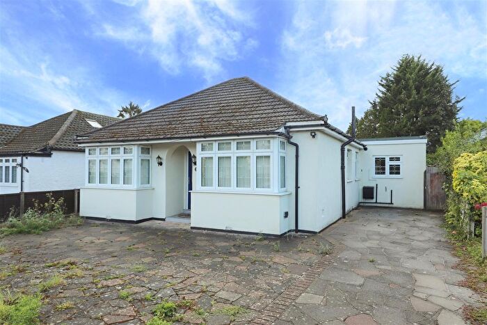 3 Bedroom Detached Bungalow For Sale In Halford Road, Ickenham, UB10