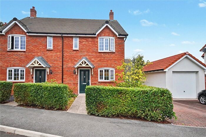 3 Bedroom Semi Detached House For Sale In Orchard Close, Puriton, Bridgwater, Somerset, TA7