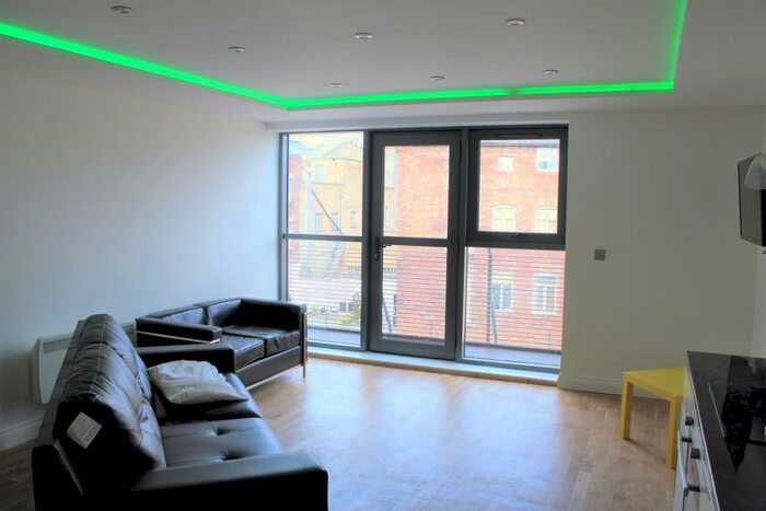 4 Bedroom Apartment To Rent In Falconars House, Newcastle Upon Tyne, NE1