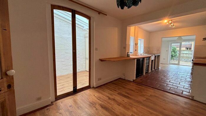 3 Bedroom Terraced House To Rent In Richmond Road, Taunton, TA1