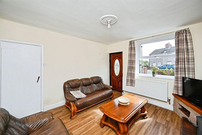 3 Bedroom Detached House For Sale In Albion Street, Ripley, DE5