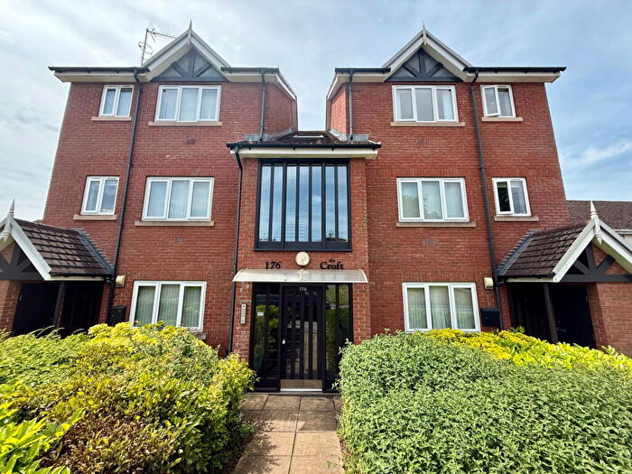 2 Bedroom Apartment To Rent In Hagley Road, Oldswinford, Stourbridge, DY8