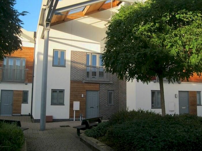 3 Bedroom Property To Rent In Wolverton Park Road, Wolverton, Milton Keynes, MK12