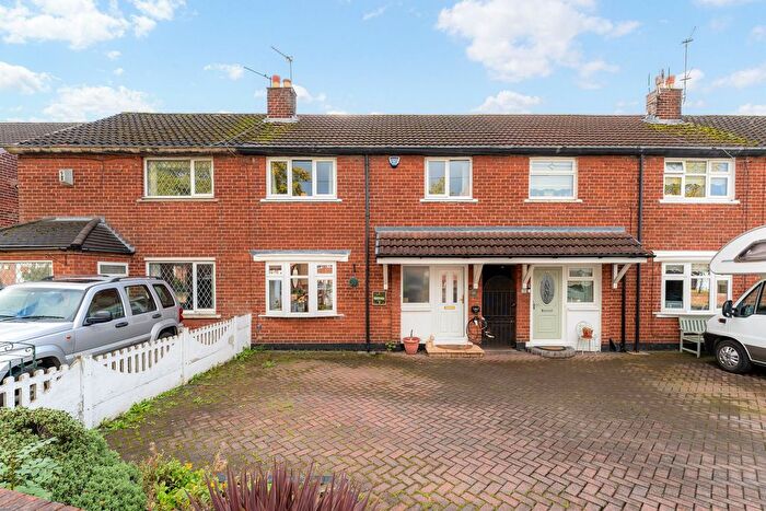3 Bedroom Terraced House For Sale In New Bank Road, Widnes, WA8
