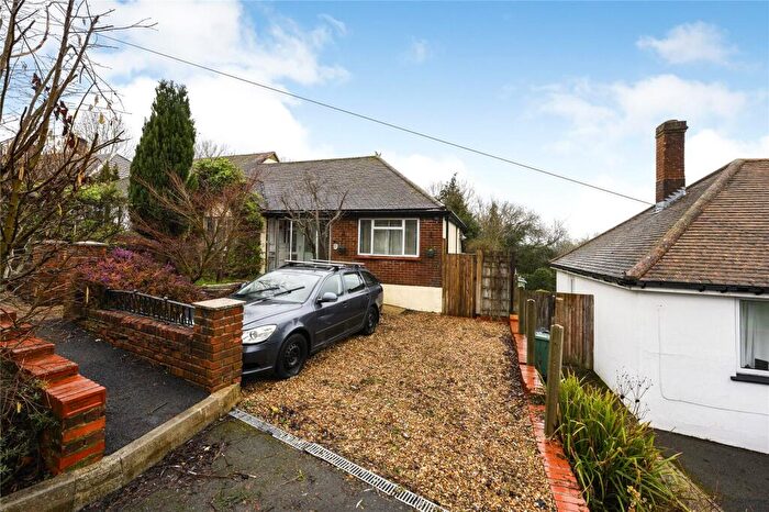 2 Bedroom Bungalow To Rent In Maple Way, Coulsdon, Surrey, CR5