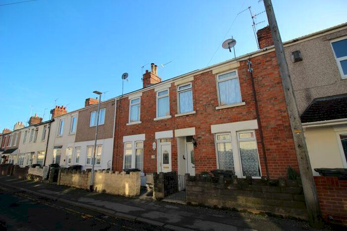 3 Bedroom Terraced House To Rent In Bedroom House To Rent, Summers Street, Rodbourne, SN2