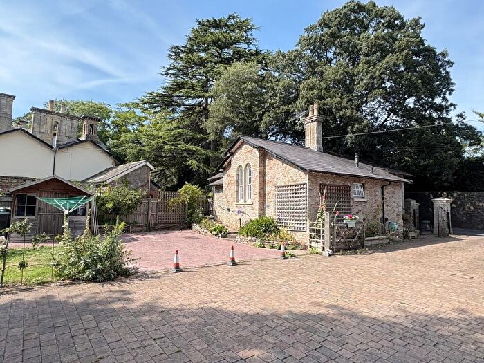 1 Bedroom Detached House To Rent In High Street, Wrington, Bristol., BS40