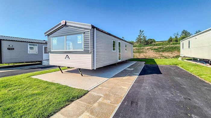 2 Bedroom Park Home For Sale In Stowford Farm Meadows, EX34