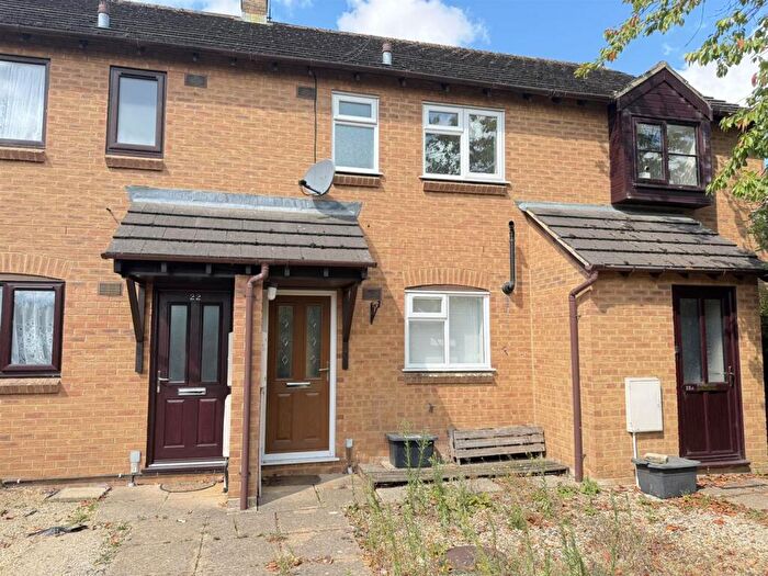 2 Bedroom Terraced House For Sale In Warwick Close, Chippenham, SN14