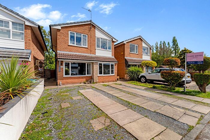 4 Bedroom Detached House For Sale In Wynton Close, Leigh, WN7