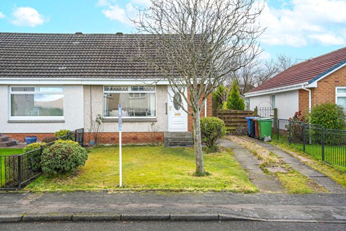1 Bedroom Semi Detached Bungalow For Sale In Ingleneuk Avenue, Millerston, Glasgow, G33