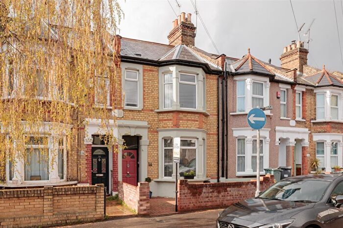 3 Bedroom Terraced House For Sale In Selwyn Avenue, Highams Park, E4