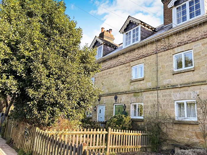 2 Bedroom Cottage To Rent In Groombridge, Kent, TN3