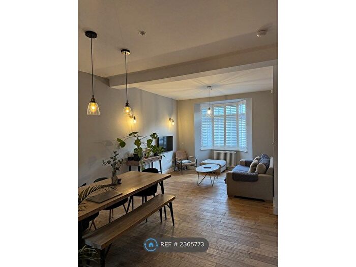 4 Bedroom Terraced House To Rent In Churchbury Road, Enfield, EN1