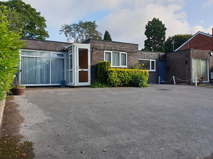 4 Bedroom Bungalow To Rent In Windermere Road, Moseley, Birmingham, B13