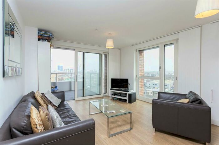 3 Bedroom Apartment To Rent In Marner Point, Jefferson Plaza, London, E3