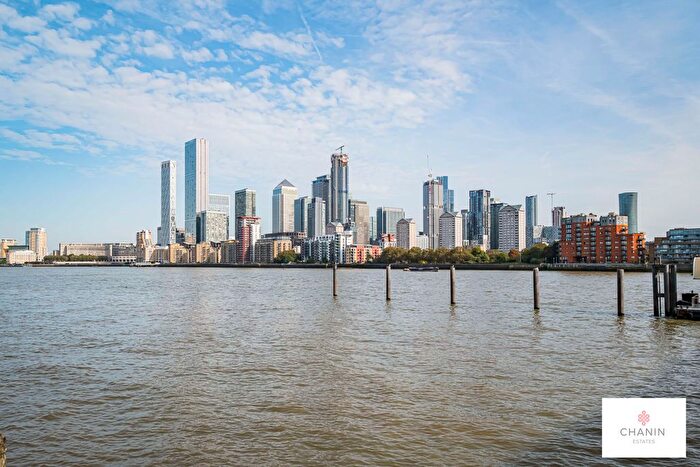 2 Bedroom Terraced House To Rent In Princes Court, Surrey Quays, SE16