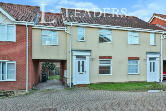3 Bedroom Terraced House To Rent In Pollywiggle Close, Norwich, NR5