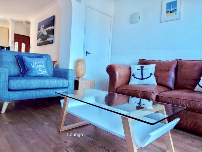 2 Bedroom Flat For Sale In Carthew, St Ives, Cornwall, TR26