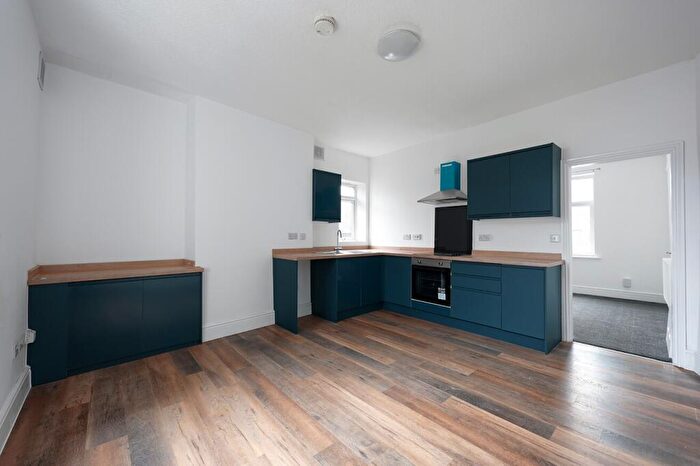 1 Bedroom Flat To Rent In Oxford Street, Colne, BB8