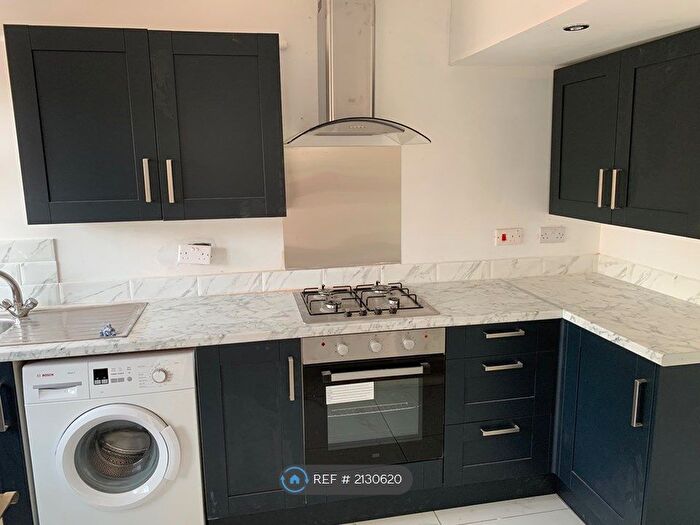 3 Bedroom Terraced House To Rent In Arlescote Road, Solihull, B92