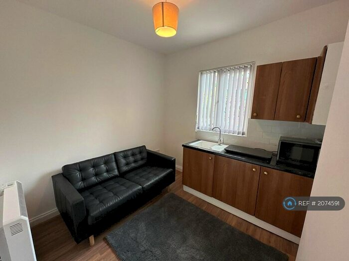 1 Bedroom Flat To Rent In Camden High Street, London, NW1